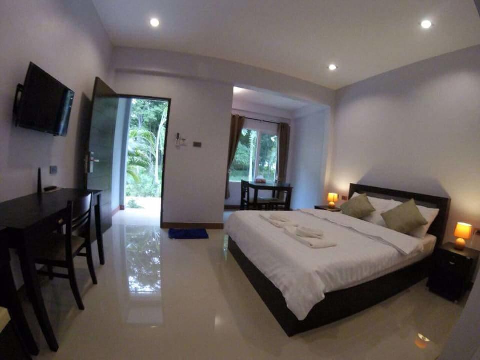 Saiyuan Garden Resort Rawai Bagian luar foto